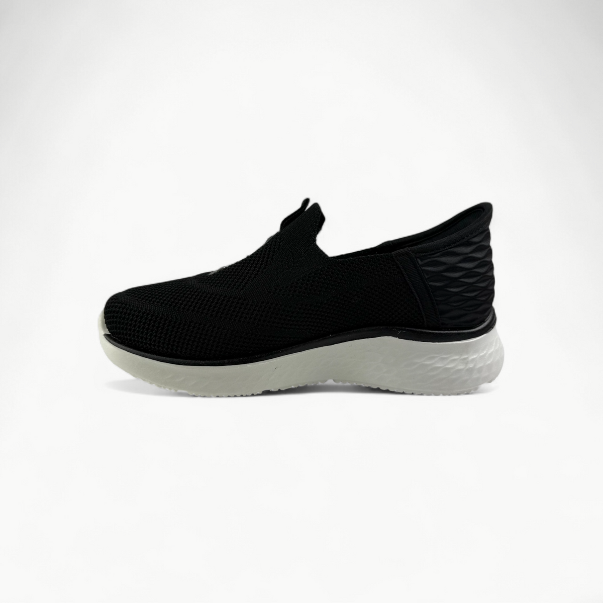 Zapatilla Reva®: Estilo y comodidad para cada paso