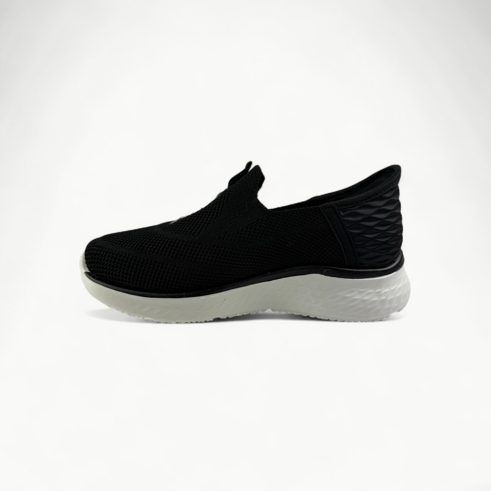 Zapatilla Reva®: Estilo y comodidad para cada paso
