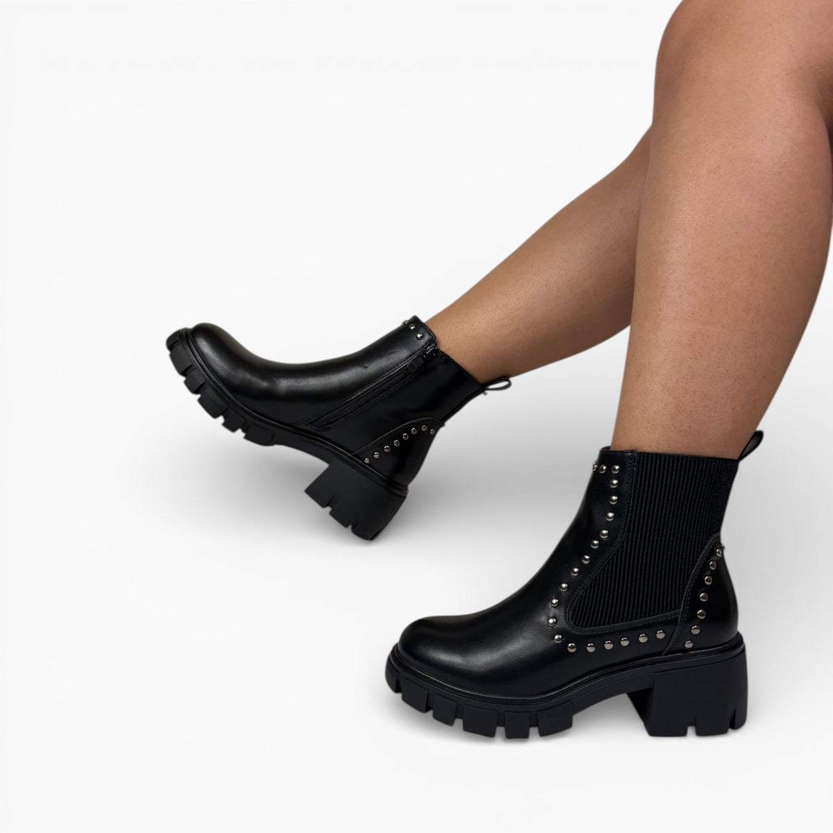 Botines Rebel ®: Estilo audaz y comodidad para cada paso