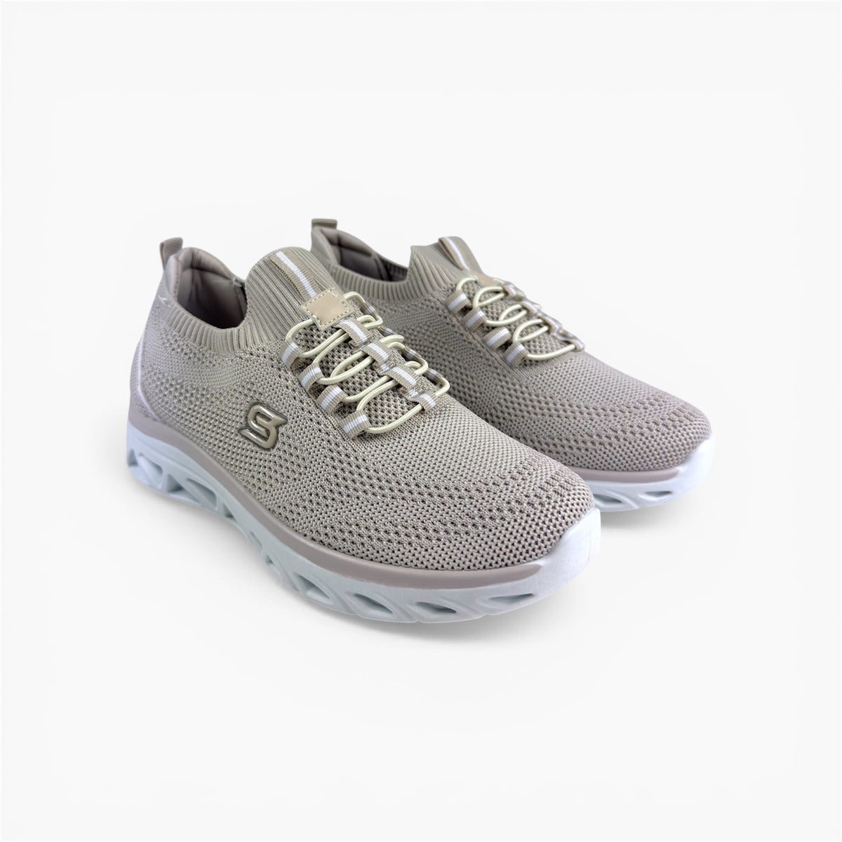 Zapatilla Skeva ®: comodidad, estilo y rendimiento para cada paso